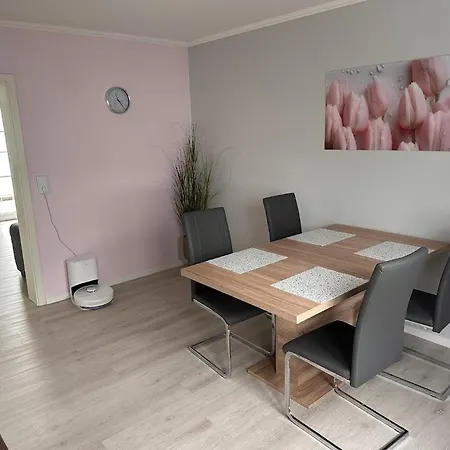 Apartment Hochwaldblick 4 *